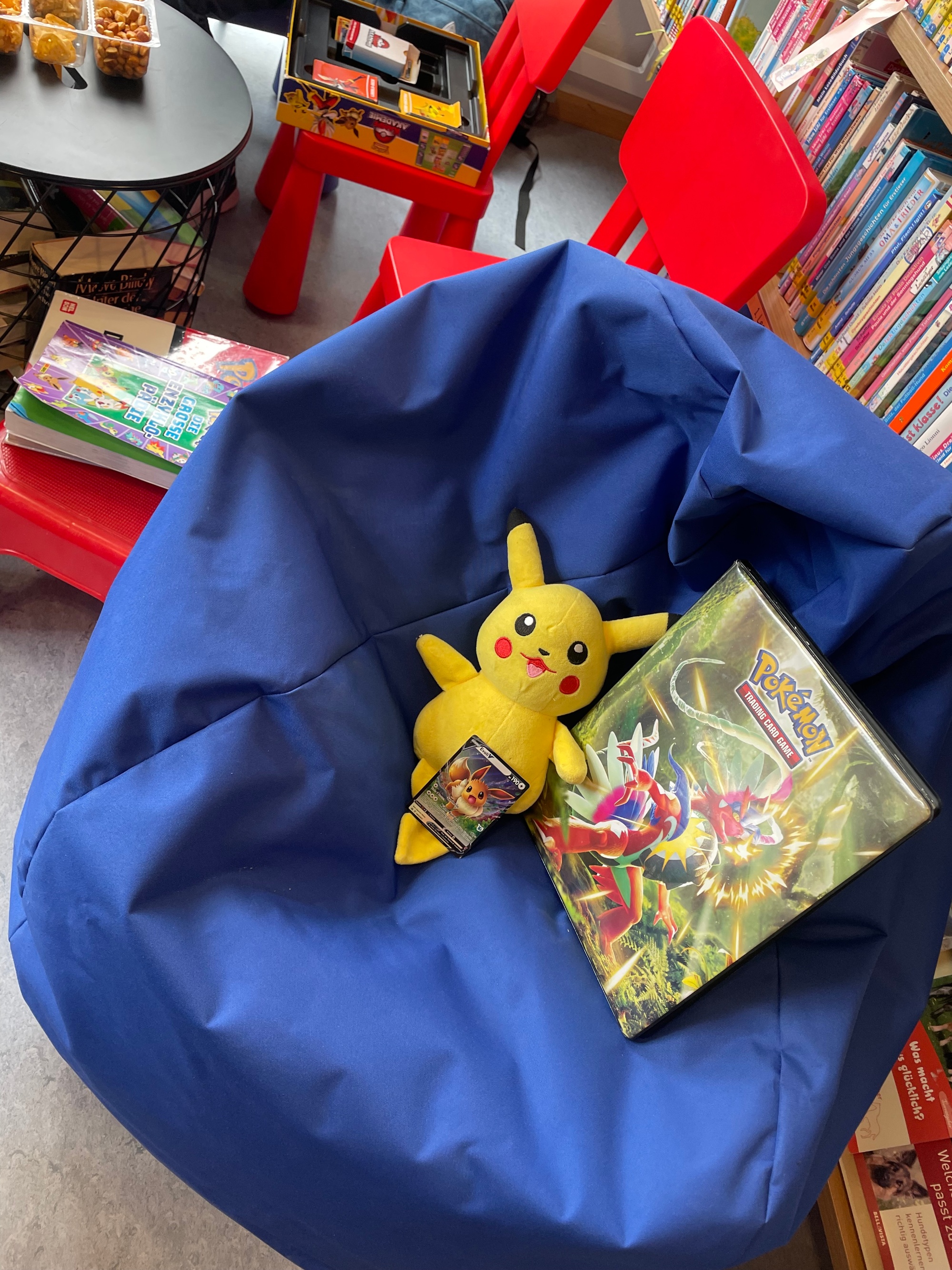 Pikachu relaxed
